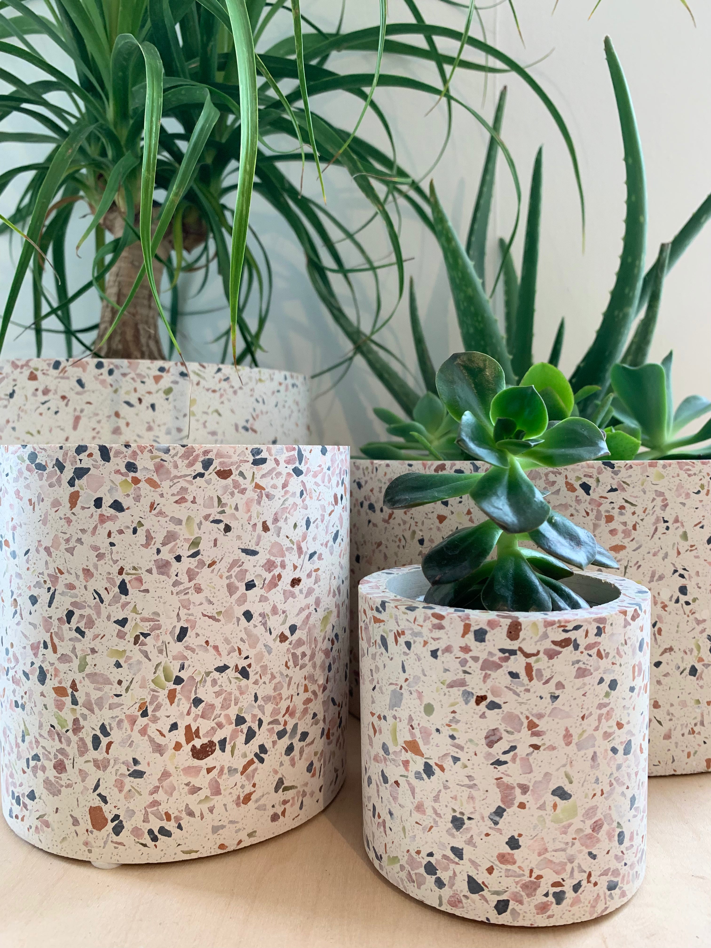 Pot en terrazzo