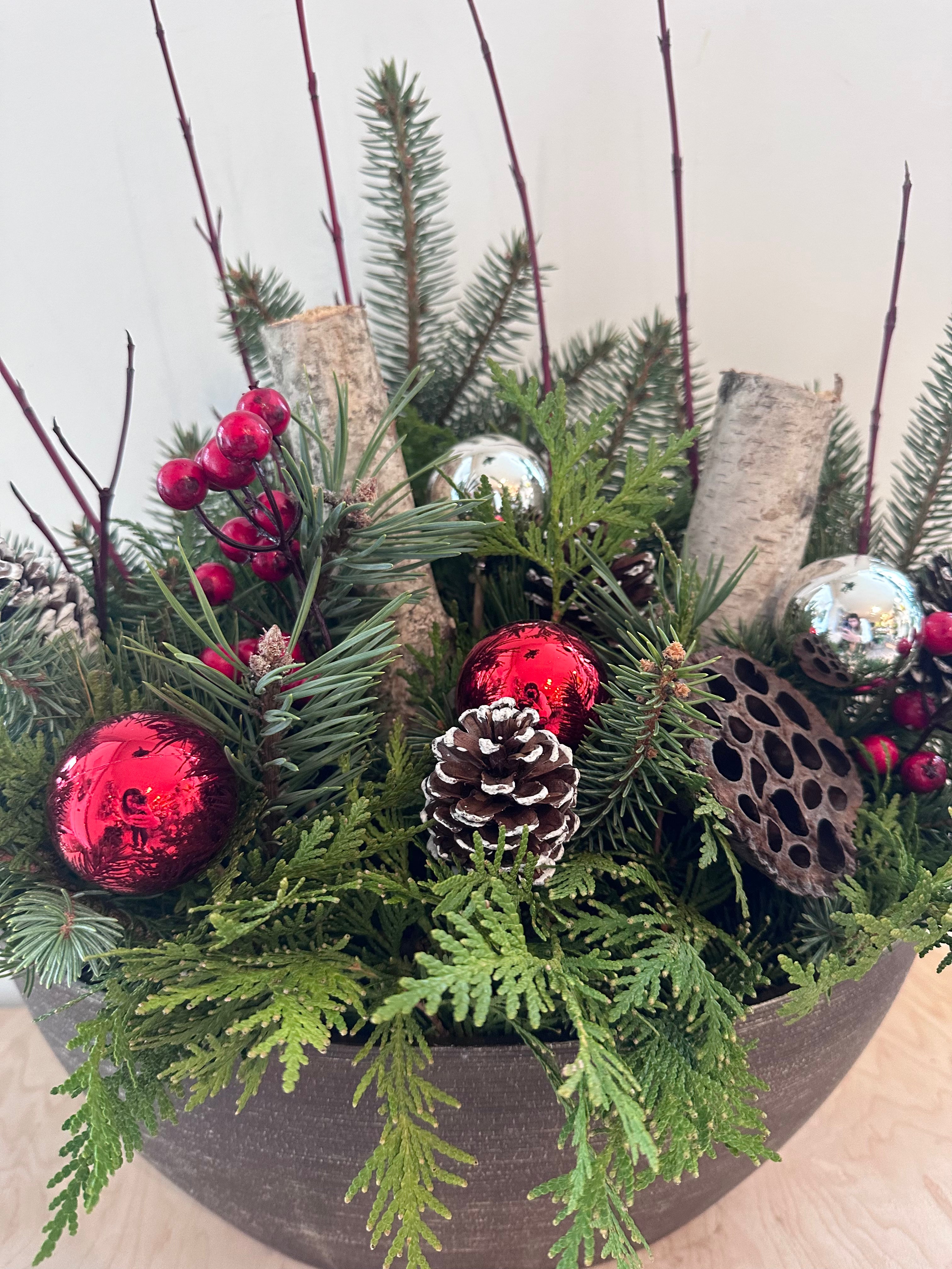 Premium Urbana Holiday Planter