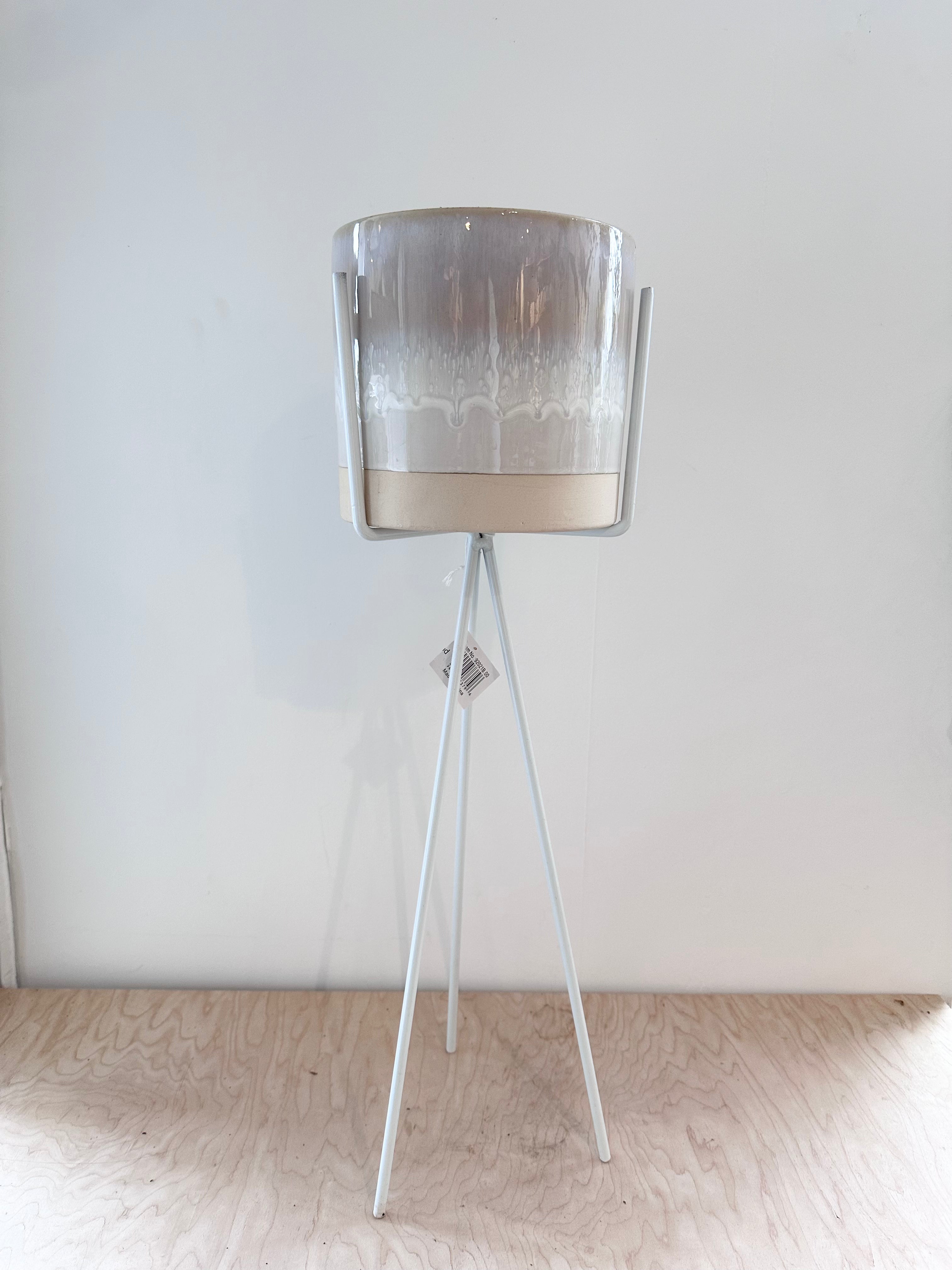 Cala Plant Stand